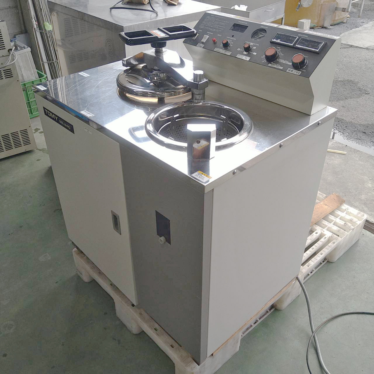 レトルト食品用オートクレーブ